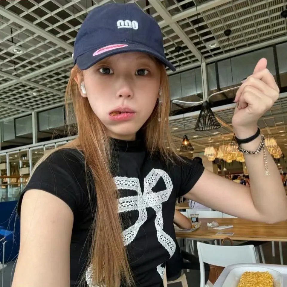 逃荒路上靠我用空间喂饱全家